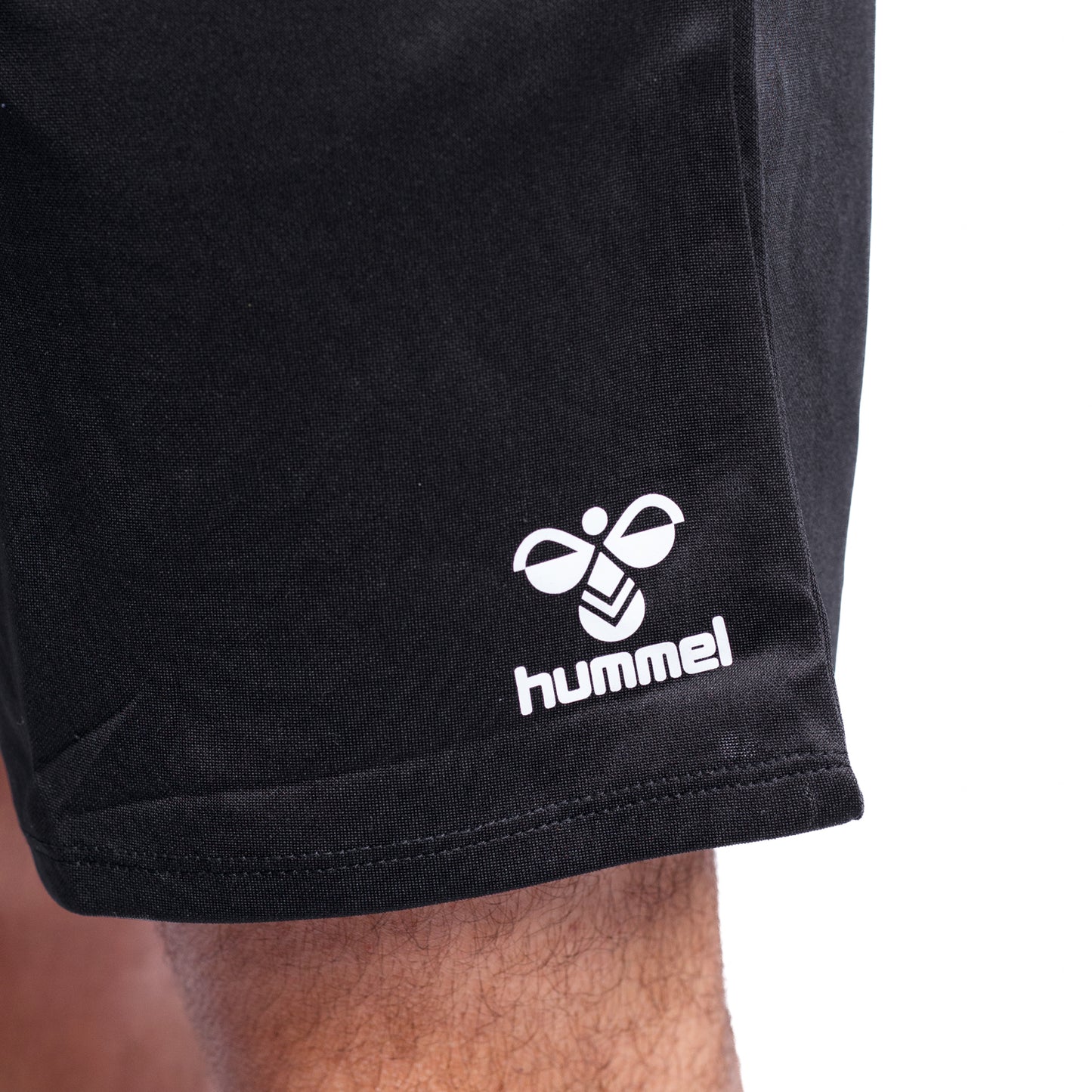 HUMMEL ESSENTIAL TRAINING SHORTS